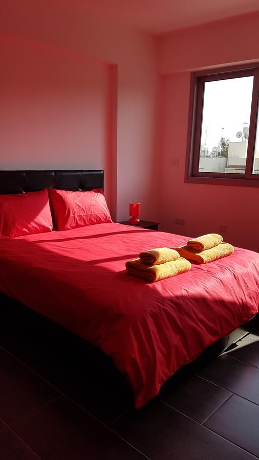 Dezo Luxury Town Apartment ลาร์นาคา ภายนอก รูปภาพ