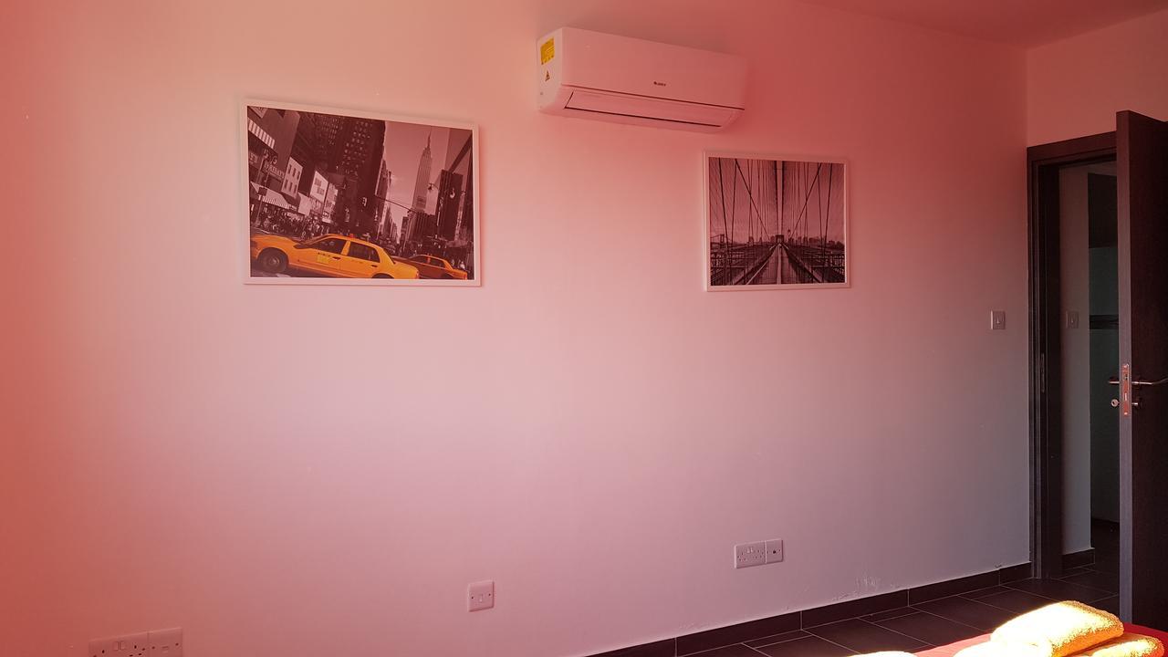 Dezo Luxury Town Apartment ลาร์นาคา ภายนอก รูปภาพ